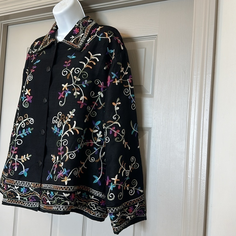 Life Style Petite Silky Blended Embroidered Jacket-Button - Picture 3 of 9